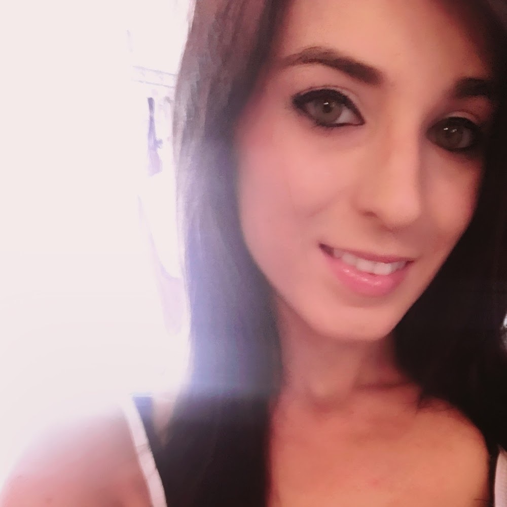 Meet your Posher, Cassie